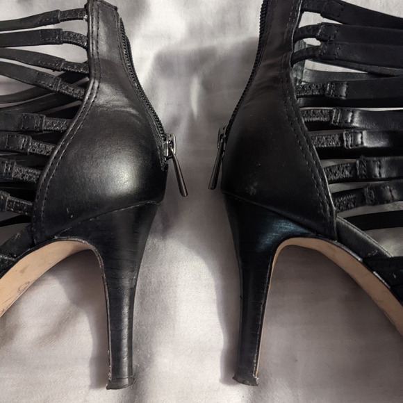 Jessica Simpson gladiator style heels - Picture 4 of 7